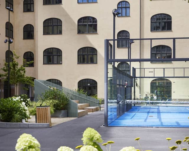 Bild över padelbana på Torsgatan 20