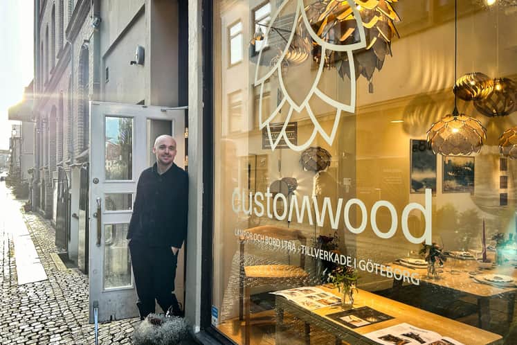 Martin Barregård står utanför lokalen.