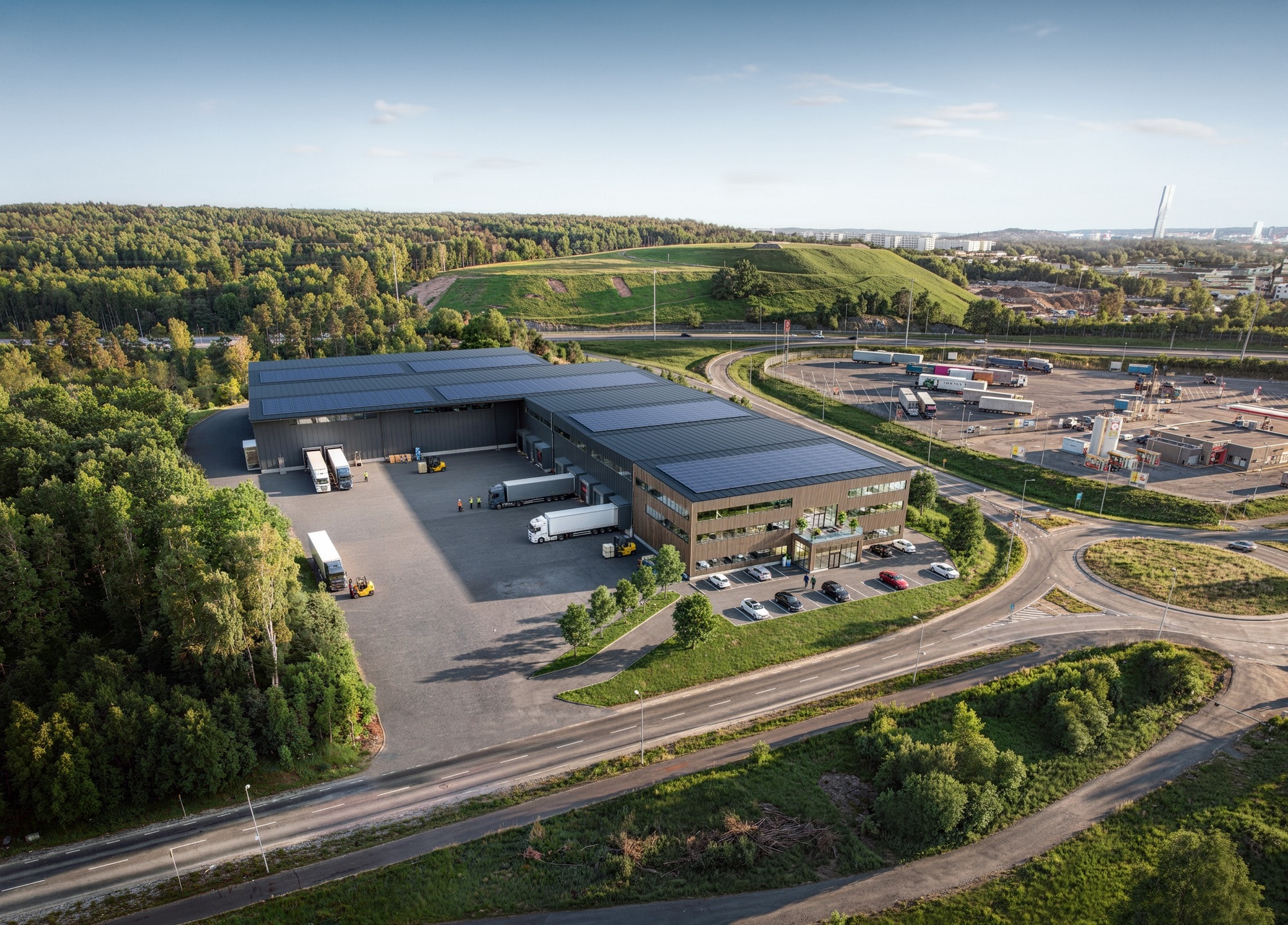 Halvorsäng - Logistikpark nära hamnen i Göteborg! bild 1