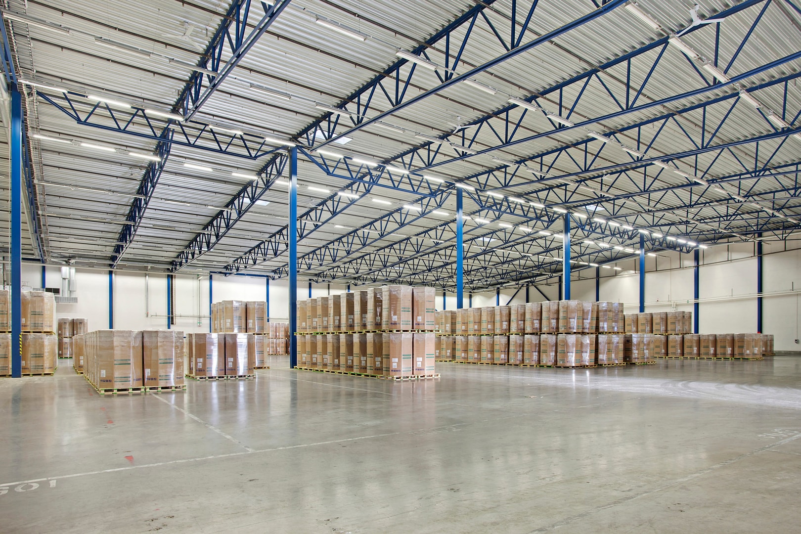 Lager-och logistikfastighet i bästa läge bild 1
