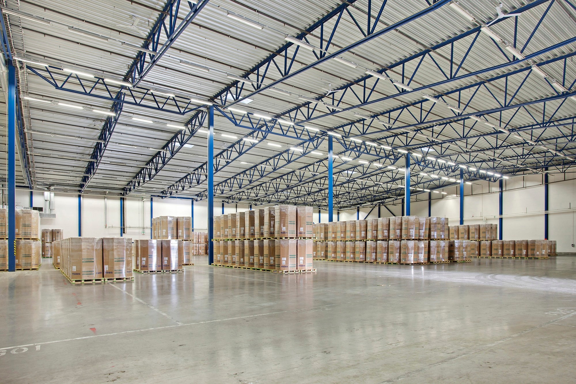 Lager-och logistikfastighet i bästa läge bild 1