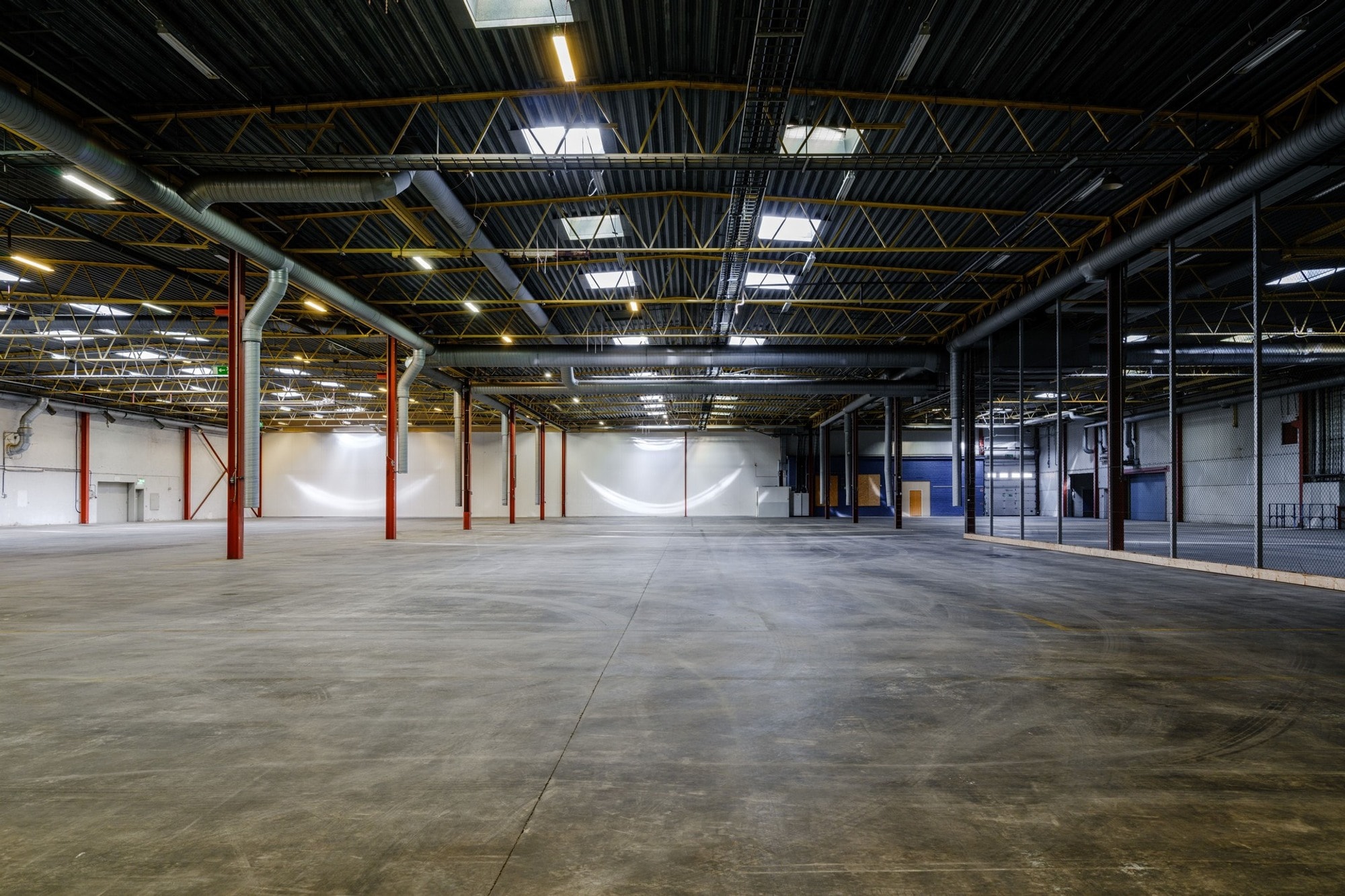 Större lager med tillhörande kontor i Arlöv bild 1