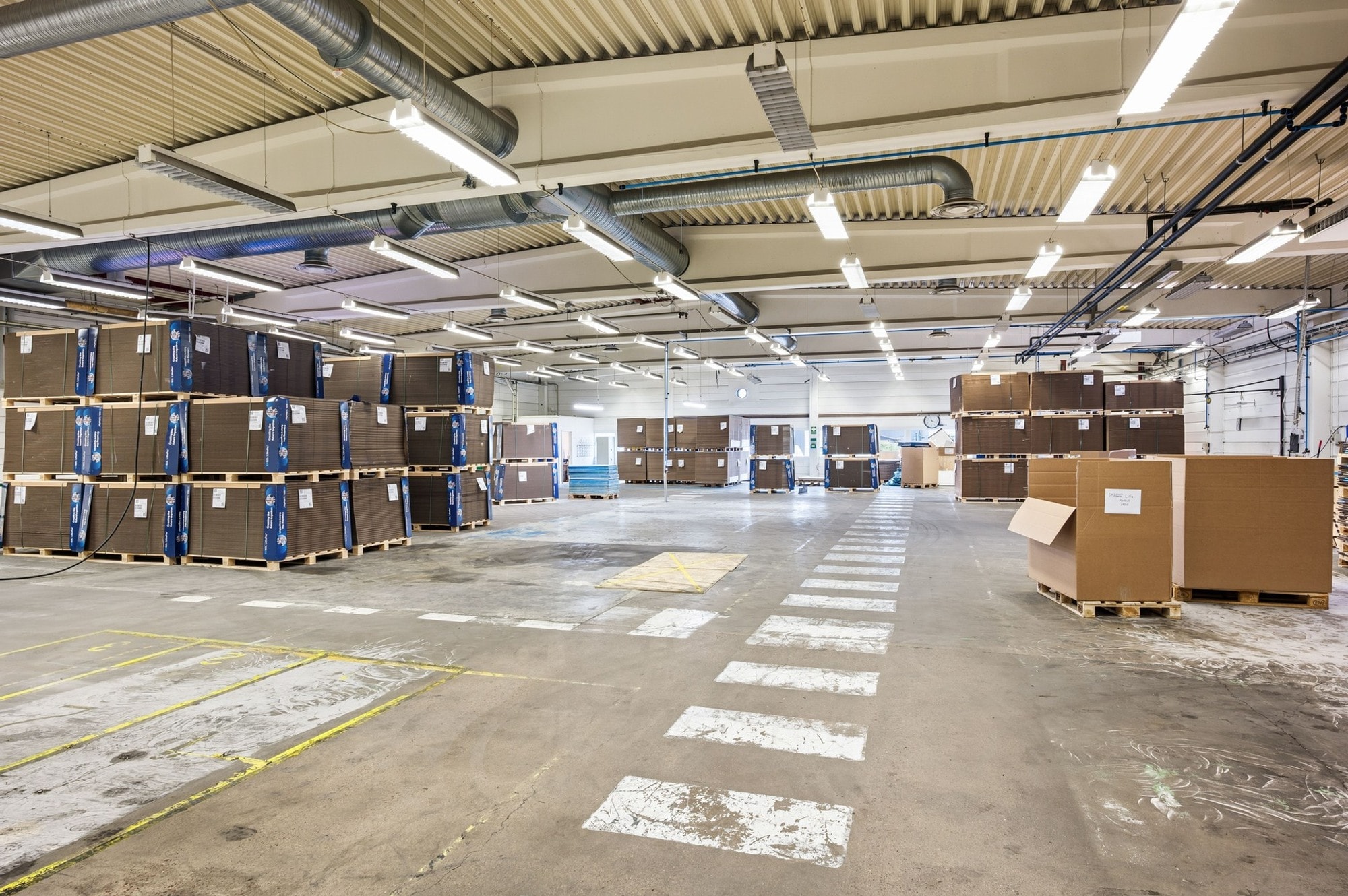 Rymlig och flexibel lokal med kontor, lager och lastport på Florettgatan 9 i Helsingborg bild 1