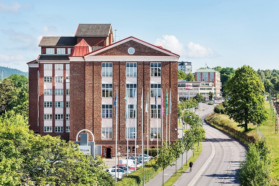 Lokal i markplan för butik, kontor eller behandling bild 1