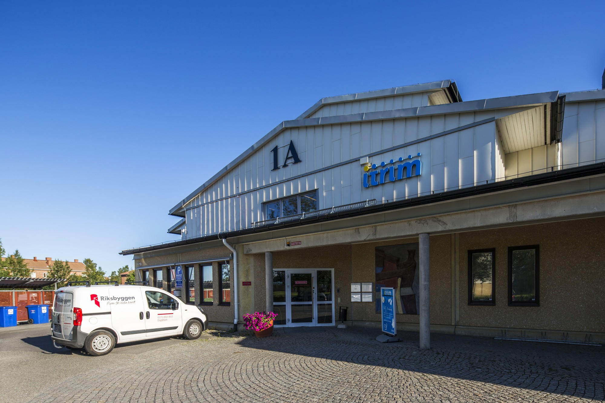 Fyrvallavägen 1
