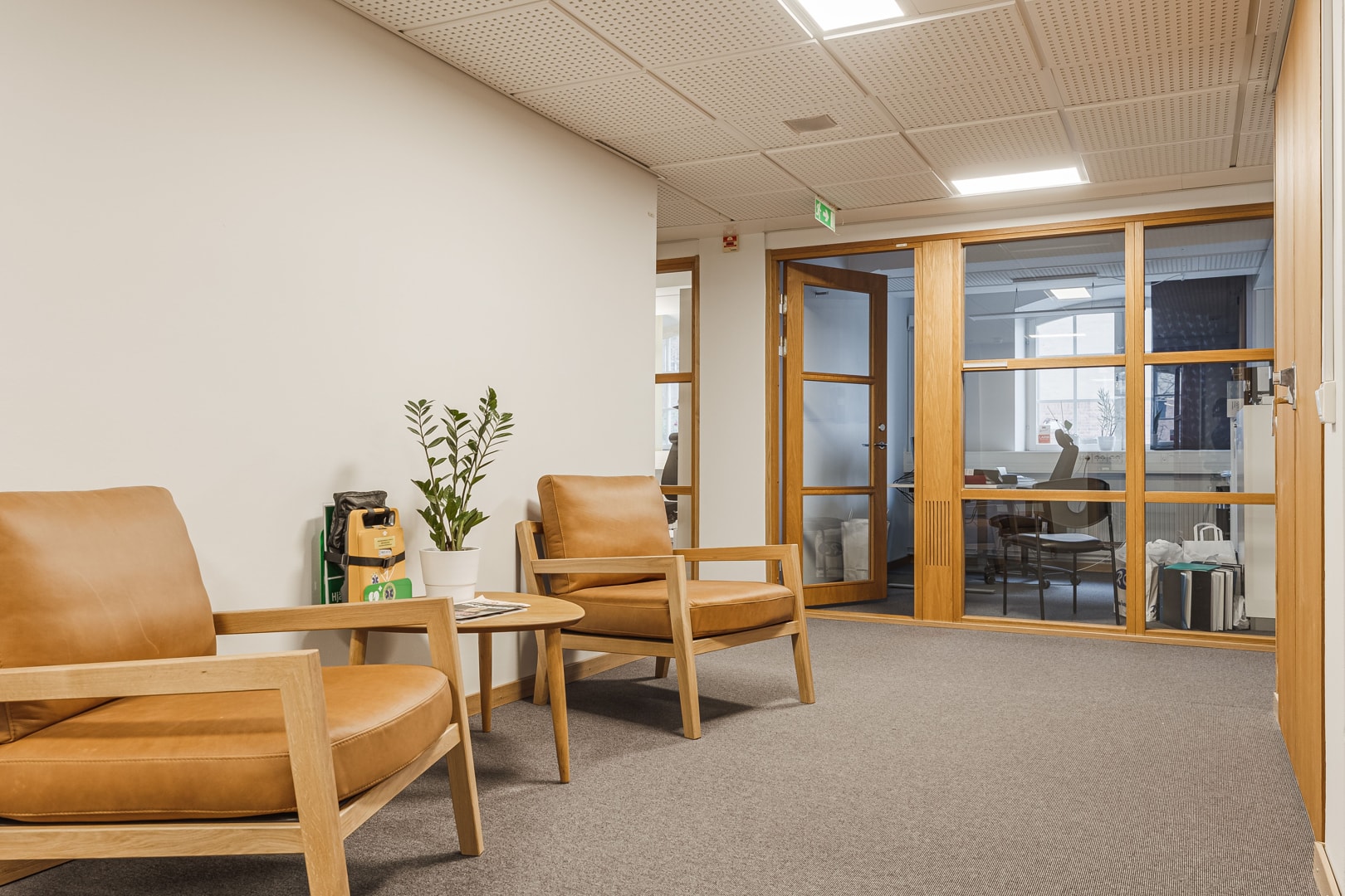 Rymlig, nyrenoverad lokal i markplan bild 1