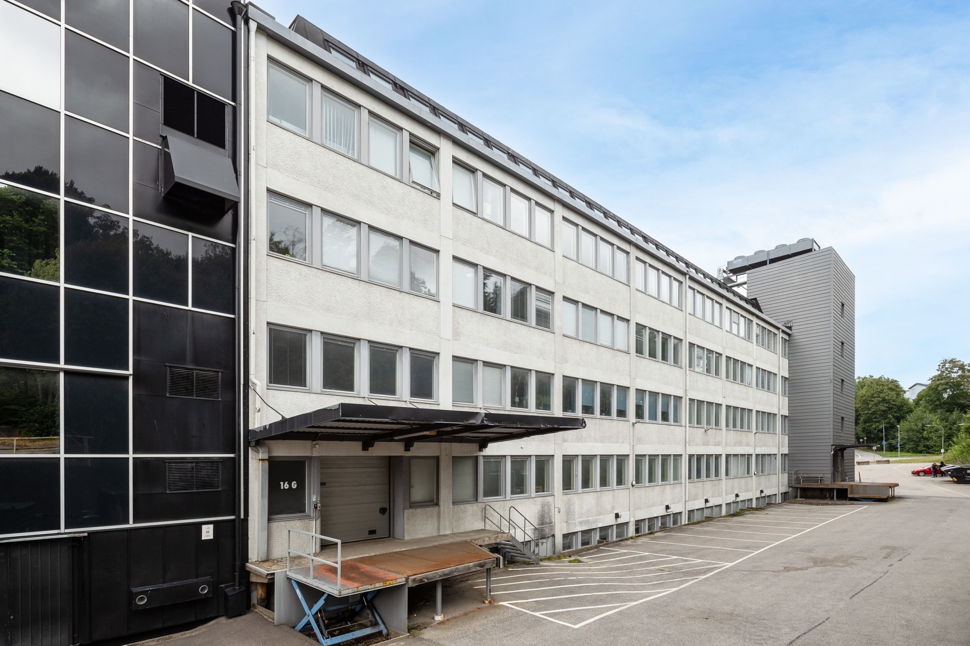 Perfekta kombinationslokalen för dig som söker kontor och lager på samma yta bild 1