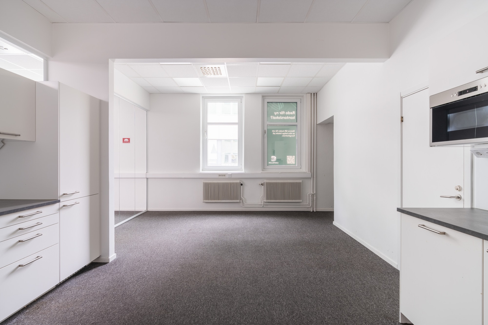 Modern och ljus lokal på Kungsholmen-perfekt för det mindre företaget bild 1