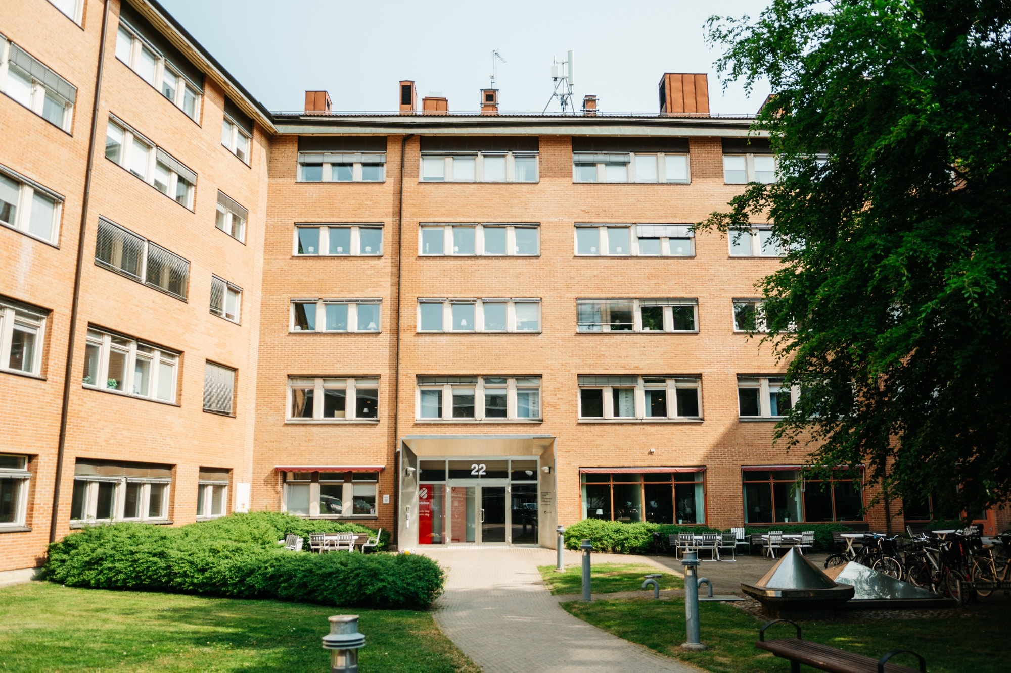 Ledig kontorslokal i city med stor variation av ytor bild 1