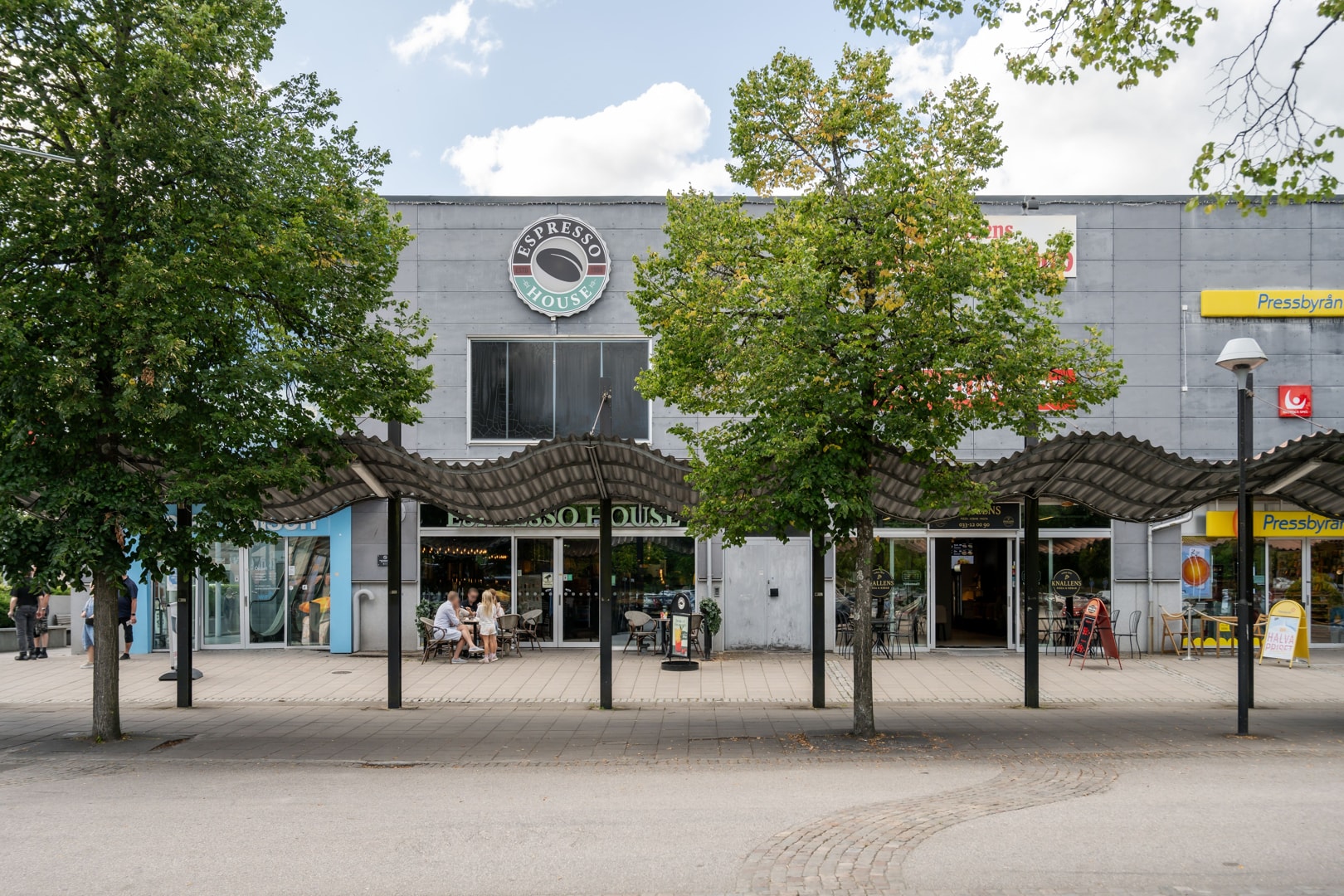 Ledig butikslokal i Knalleland! bild 1