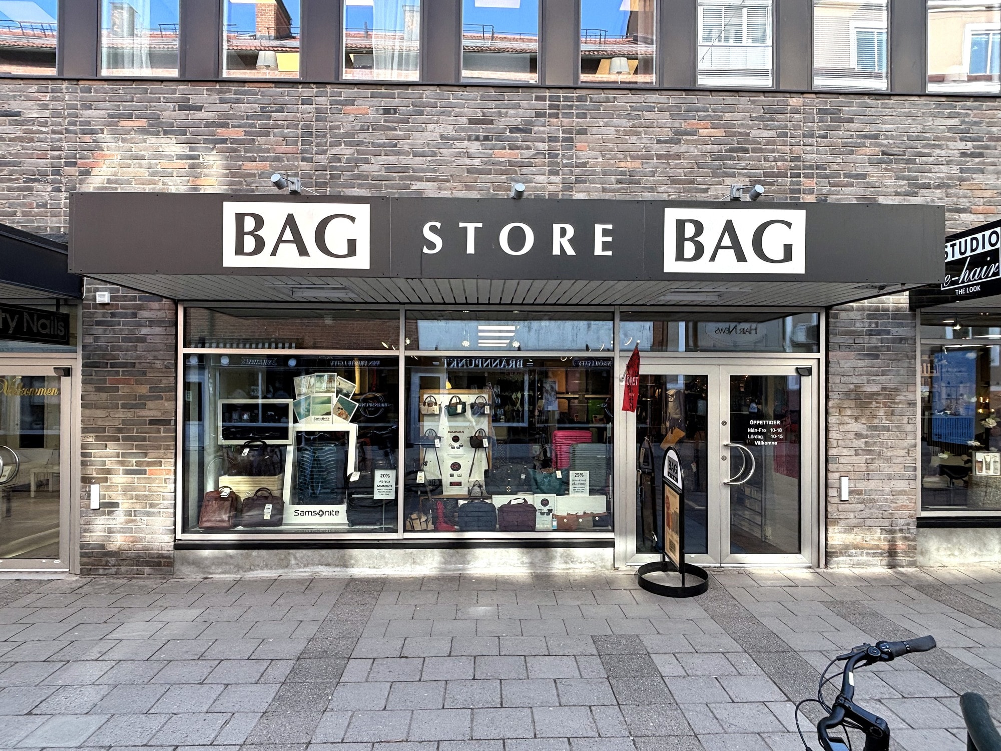 Butikslokal på en av Linköpings shoppinggator bild 1