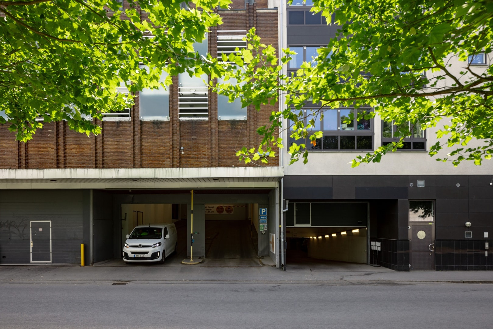 Biblioteksgatan 1,3