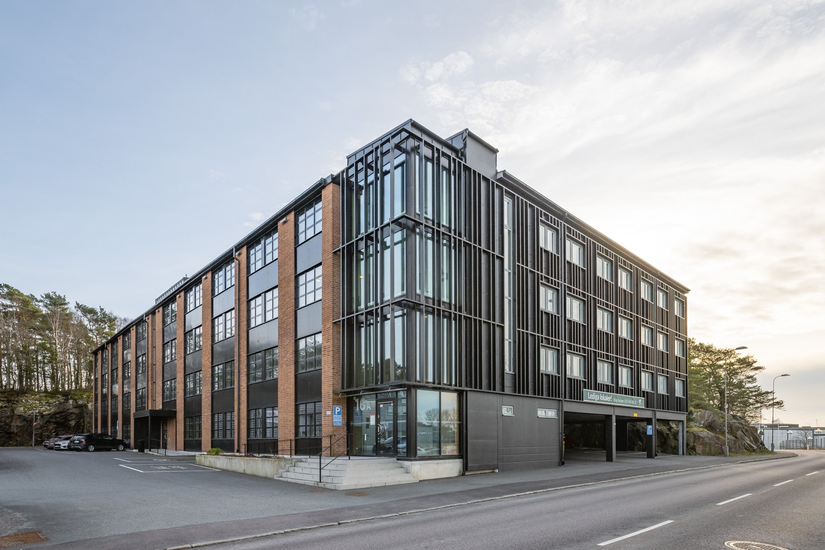 Kontor, showroom eller sällanvaruhandel. Se hit! bild 1
