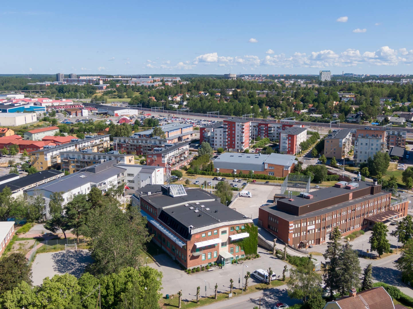 Kontor högst upp i huset bild 1