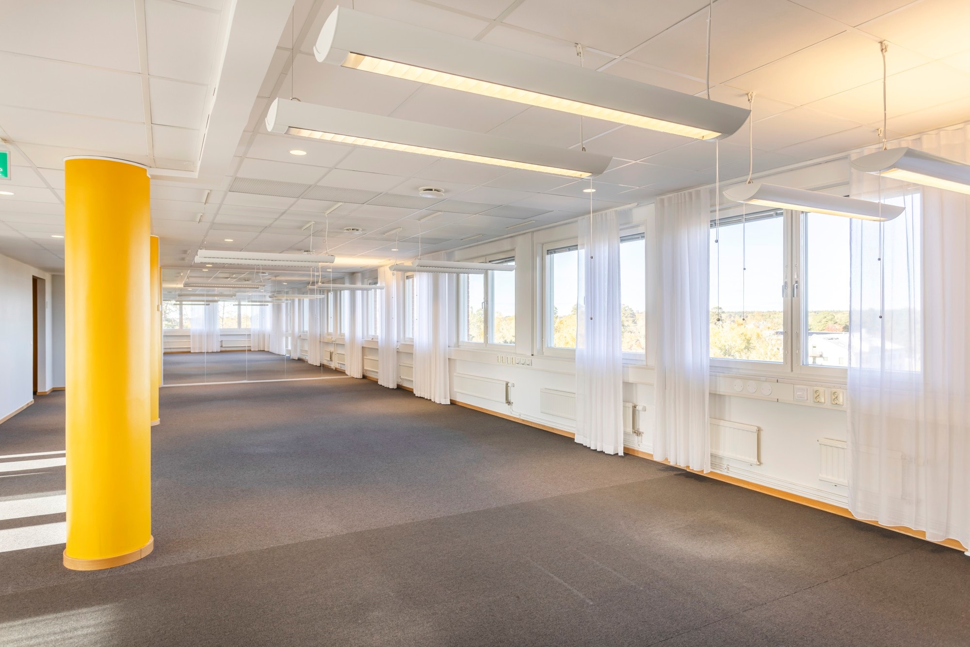 Representativt och modernt kontor på 294 kvm i Danderyd bild 1