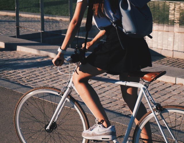 Person på cykel.